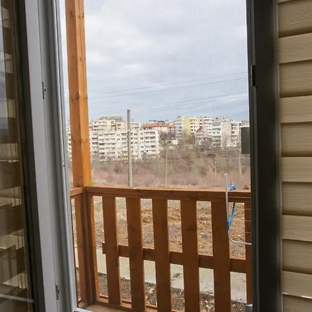 Trendy - Free Parking In Veliko Tárnovo