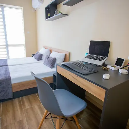 - Stylish & Convenient * Wielkie Tyrnowo