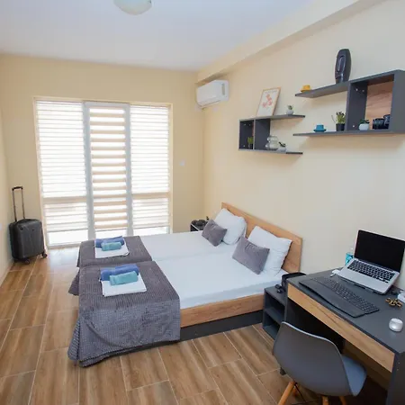 Trendy - Free Parking In Apartment *