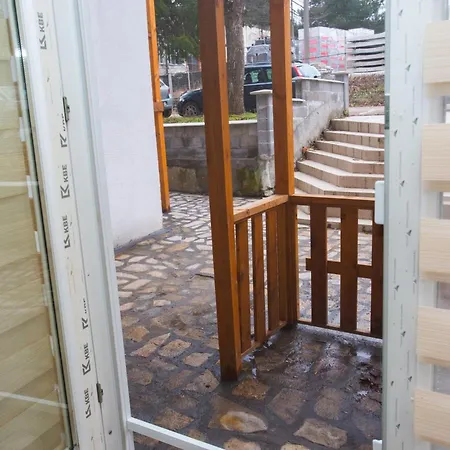 Trendy - Free Parking In Апартаменти