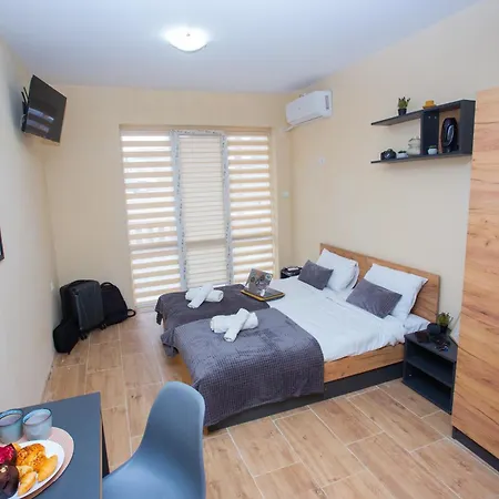 Apartment - Stylish & Convenient Veliko Tarnovo