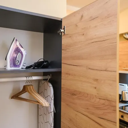 - Stylish & Convenient *