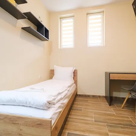 - Stylish & Convenient