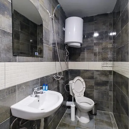 - Stylish & Convenient Апартамент Велико Търново