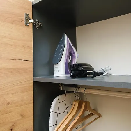 - Stylish & Convenient *