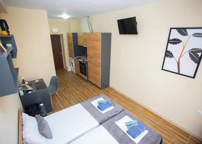 - Stylish & Convenient Apartment *