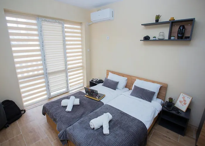 - Stylish & Convenient *