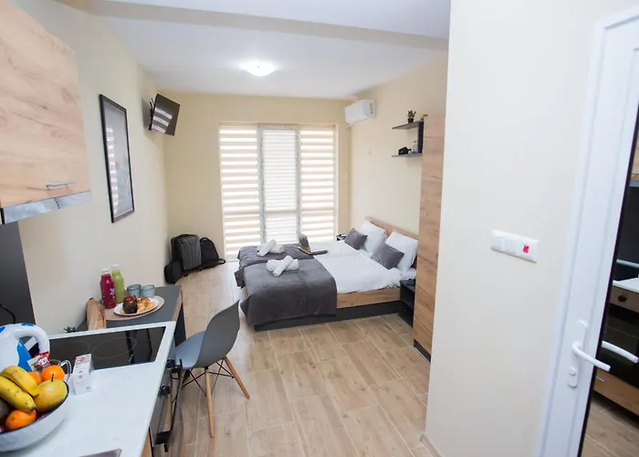 - Stylish & Convenient Apartmán *