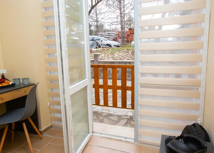 Apartment - Stylish & Convenient *