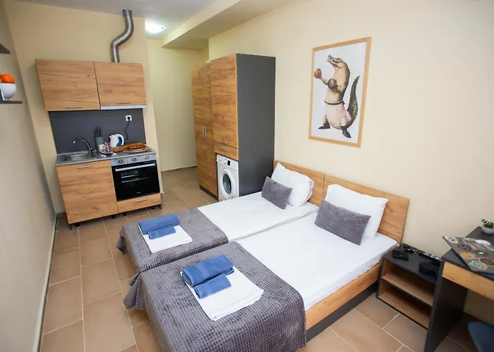 - Stylish & Convenient Apartment *